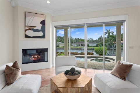 Villa ou maison à vendre à Saint Petersburg, Floride: 3 chambres, 220.74 m2 № 1836995 - photo 13