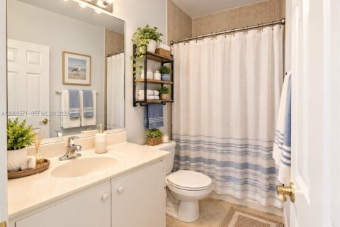 Townhouse in Miramar, Florida 4 bedrooms, 168.62 sq.m. № 2399662 - photo 8