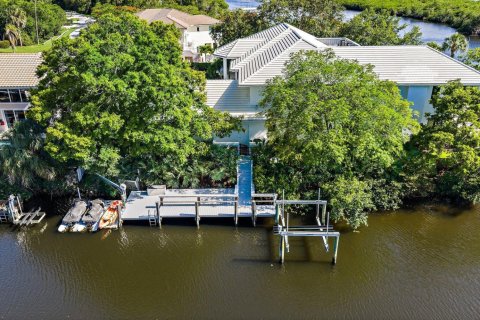 Villa ou maison à vendre à Jupiter, Floride: 6 chambres, 606.09 m2 № 2089540 - photo 11