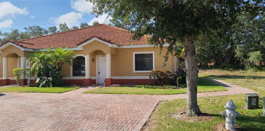 Villa ou maison à Kissimmee, Floride 2 chambres, 72.84 m2 № 1765821