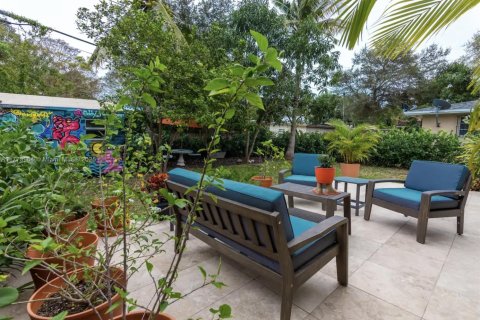 Casa en venta en Miami, Florida, 2 dormitorios, 116.96 m2 № 1868091 - foto 10