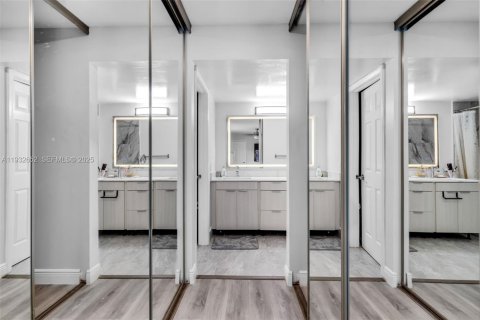 Townhouse in Davie, Florida 3 bedrooms, 153.66 sq.m. № 1991647 - photo 18