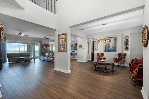 Casa en venta en Kissimmee, Florida, 5 dormitorios, 502.79 m2 № 1852530 - foto 7