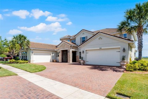 Casa en venta en Kissimmee, Florida, 5 dormitorios, 502.79 m2 № 1852530 - foto 3