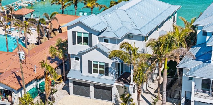 House in Anna Maria, Florida 7 bedrooms, 338.63 sq.m. № 1829314