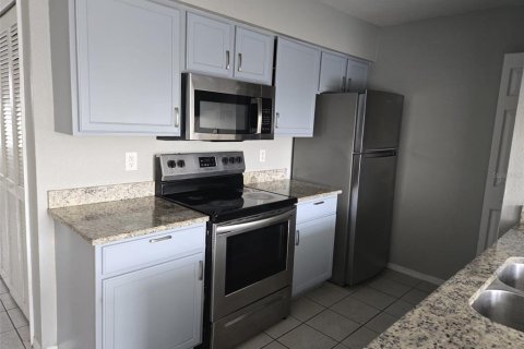 Appartement à louer à Kissimmee, Floride: 3 chambres, 116.22 m2 № 2110614 - photo 12
