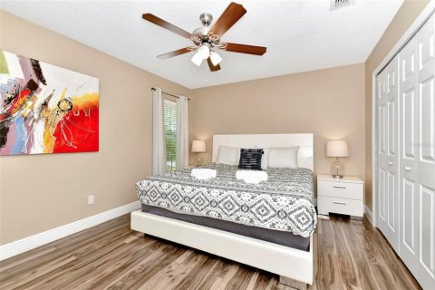 Adosado en alquiler en Davenport, Florida, 5 dormitorios, 273.97 m2 № 1919334 - foto 23