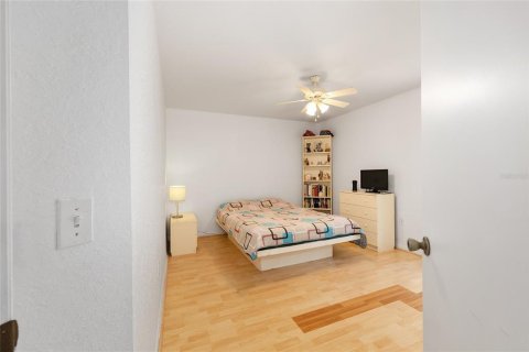 House in Ocala, Florida 3 bedrooms, 148.36 sq.m. № 1894740 - photo 30