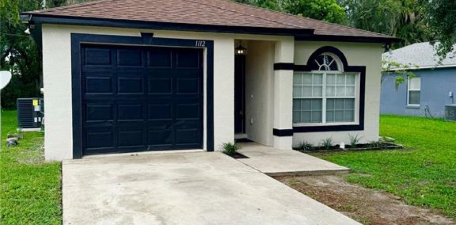 Villa ou maison à Sanford, Floride 3 chambres, 111.95 m2 № 2345023
