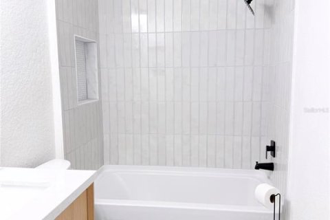 Villa ou maison à vendre à Sanford, Floride: 3 chambres, 111.95 m2 № 2345023 - photo 27