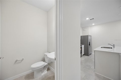 Touwnhouse à louer à Orlando, Floride: 3 chambres, 144.28 m2 № 2410146 - photo 15