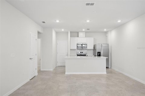 Touwnhouse à louer à Orlando, Floride: 3 chambres, 144.28 m2 № 2410146 - photo 16