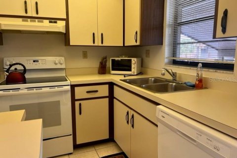 Condo in Venice, Florida, 2 bedrooms  № 1354378 - photo 7