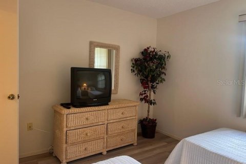 Condo in Venice, Florida, 2 bedrooms  № 1354378 - photo 13