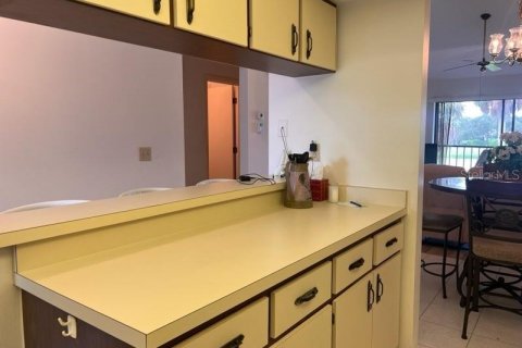 Condo in Venice, Florida, 2 bedrooms  № 1354378 - photo 6