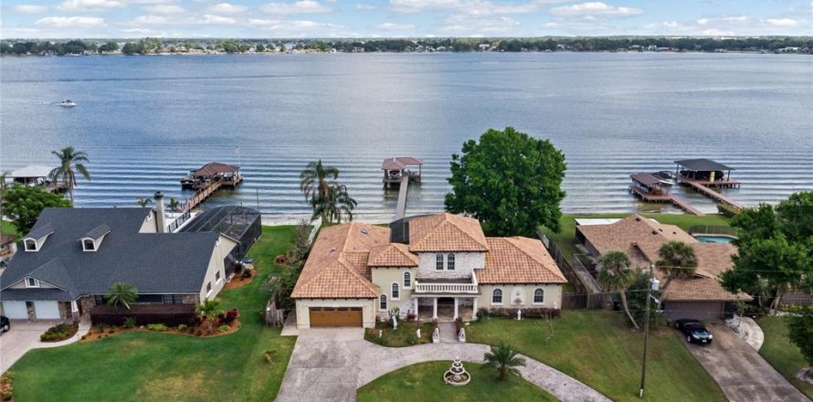 Casa en Belle Isle, Florida 4 dormitorios, 336.77 m2 № 1631814
