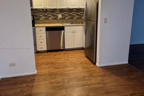 Apartment in Lauderhill, Florida 1 bedroom, 74.32 sq.m. № 2043244 - photo 5