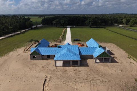 House in Morriston, Florida 4 bedrooms, 515.79 sq.m. № 2097503 - photo 4