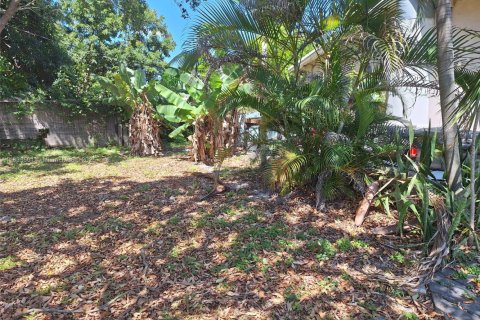 Casa en alquiler en Hollywood, Florida, 2 dormitorios, 170.75 m2 № 1934822 - foto 2