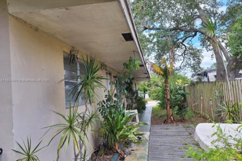 Casa en alquiler en Hollywood, Florida, 2 dormitorios, 170.75 m2 № 1934822 - foto 15