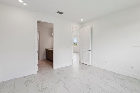Townhouse in Wesley Chapel, Florida 3 bedrooms, 198.07 sq.m. № 1732687 - photo 26