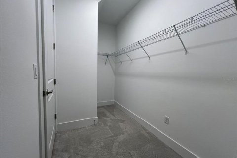 Townhouse in Wesley Chapel, Florida 3 bedrooms, 198.07 sq.m. № 1732687 - photo 13