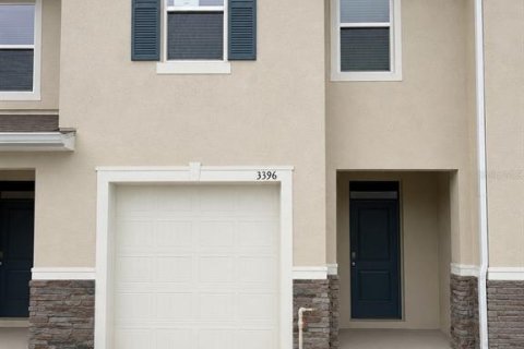 Adosado en Orlando, Florida 3 dormitorios, 155.43 m2 № 2148027