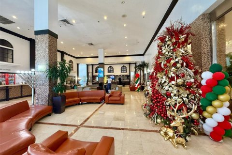 Condominio en venta en Sunny Isles Beach, Florida, 33.44 m2 № 1939574 - foto 17