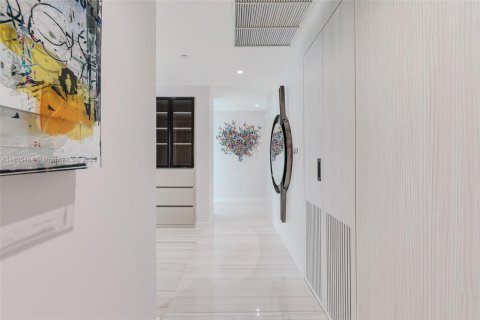 Copropriété à vendre à Miami, Floride: 3 chambres, 151.8 m2 № 1818329 - photo 2