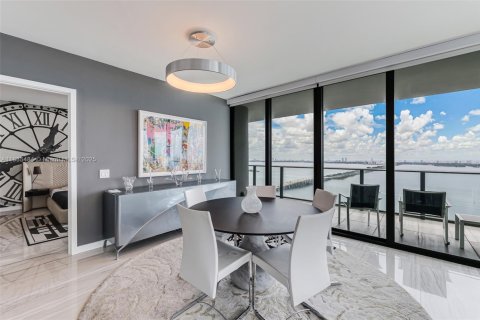 Copropriété à vendre à Miami, Floride: 3 chambres, 151.8 m2 № 1818329 - photo 12