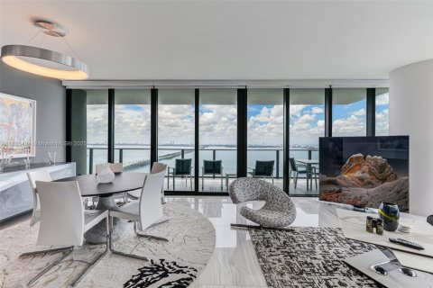 Copropriété à vendre à Miami, Floride: 3 chambres, 151.8 m2 № 1818329 - photo 27