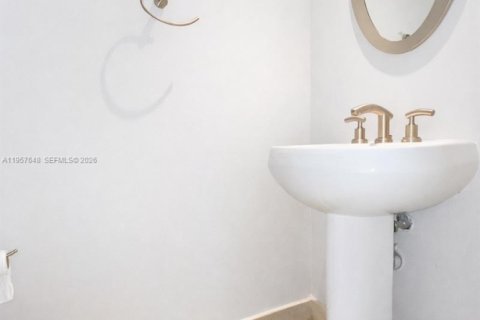 Copropriété à vendre à Miami, Floride: 2 chambres, 144.74 m2 № 2192057 - photo 6