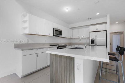 Купить кондоминиум в Дорал, Флорида 2 спальни, 121.89м2, № 1962496 - фото 8