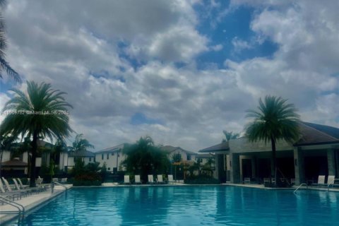 Купить кондоминиум в Дорал, Флорида 2 спальни, 121.89м2, № 1962496 - фото 23