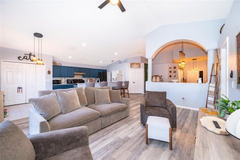 Villa ou maison à vendre à Davenport, Floride: 3 chambres, 164.25 m2 № 2348340 - photo 15