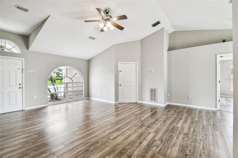Casa en venta en Zephyrhills, Florida, 3 dormitorios, 122.45 m2 № 1914358 - foto 15
