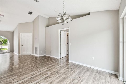 Casa en venta en Zephyrhills, Florida, 3 dormitorios, 122.45 m2 № 1914358 - foto 18