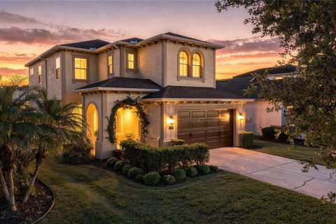 Villa ou maison à ESTANCIA

 à Wesley Chapel, Floride 3 chambres, 226.4 m2 № 2396663