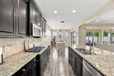 Villa ou maison à vendre à Wesley Chapel, Floride: 3 chambres, 226.4 m2 № 2396663 - photo 18
