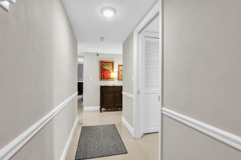 Купить кондоминиум в Бока-Ратон, Флорида 5 комнат, 128.67м2, № 2263665 - фото 17