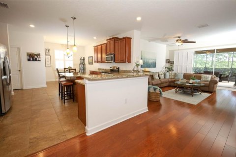 House in Clermont, Florida 4 bedrooms, 213.02 sq.m. № 1786857 - photo 16