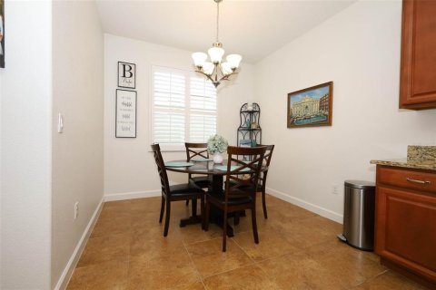House in Clermont, Florida 4 bedrooms, 213.02 sq.m. № 1786857 - photo 13