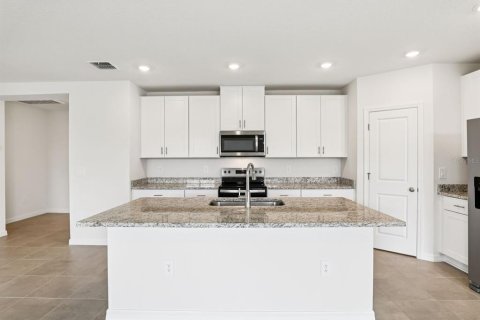 Villa ou maison à vendre à Auburndale, Floride: 4 chambres, 170.94 m2 № 2345629 - photo 6