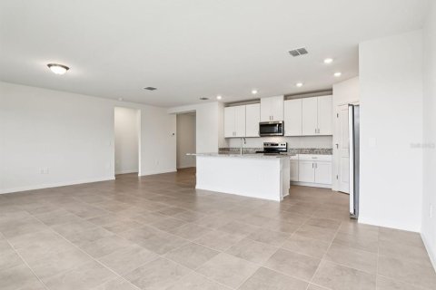 Villa ou maison à vendre à Auburndale, Floride: 4 chambres, 170.94 m2 № 2345629 - photo 4