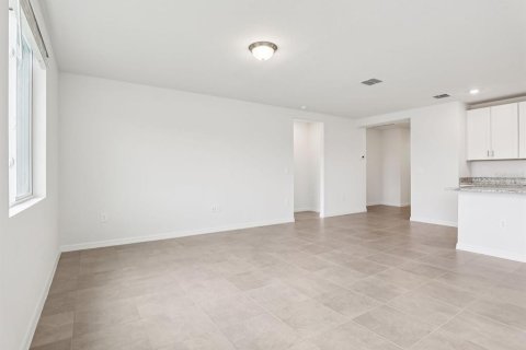 Villa ou maison à vendre à Auburndale, Floride: 4 chambres, 170.94 m2 № 2345629 - photo 2
