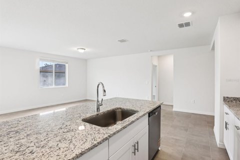 Villa ou maison à vendre à Auburndale, Floride: 4 chambres, 170.94 m2 № 2345629 - photo 7