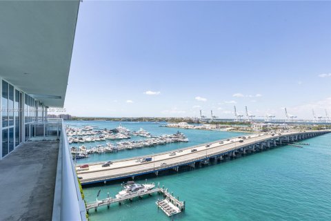 Condominio en alquiler en Miami Beach, Florida, 2 dormitorios, 139.26 m2 № 2013551 - foto 6