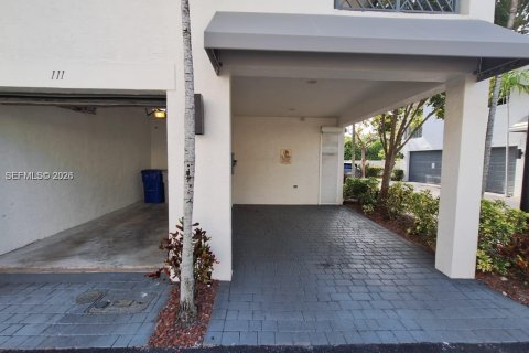 Villa ou maison à louer à Pompano Beach, Floride: 4 chambres, 200.76 m2 № 2009674 - photo 4