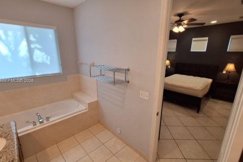 Villa ou maison à louer à Pompano Beach, Floride: 4 chambres, 200.76 m2 № 2009674 - photo 23