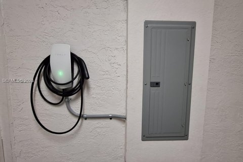 Villa ou maison à louer à Pompano Beach, Floride: 4 chambres, 200.76 m2 № 2009674 - photo 5